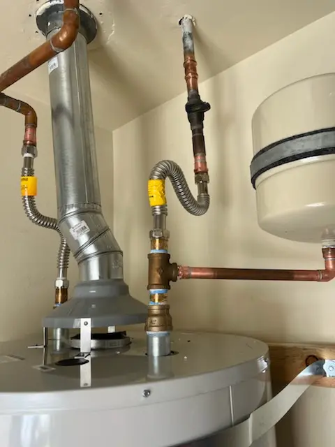 Water heater installation and plumbing repair in Crowley